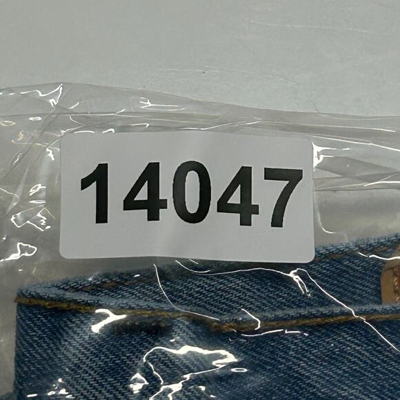 Levis 550 Jeans Mens 34x34 Blue Medium Wash Straight Leg 100% Cotton Workwear - Picture 9 of 9